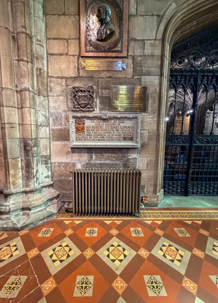 Monument to Sir Robert Stodart Lorimer